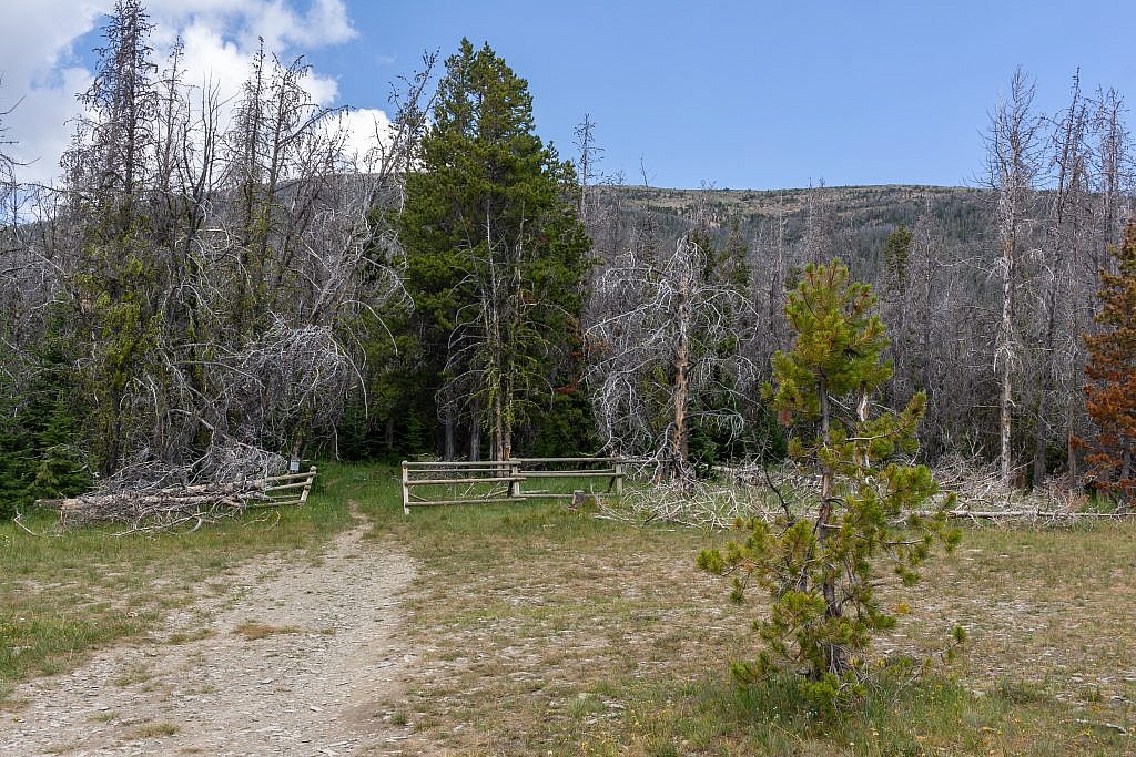 The parking lot and trailhead. The trail switchbacks up Edith’s southern flank as seen in the picture.