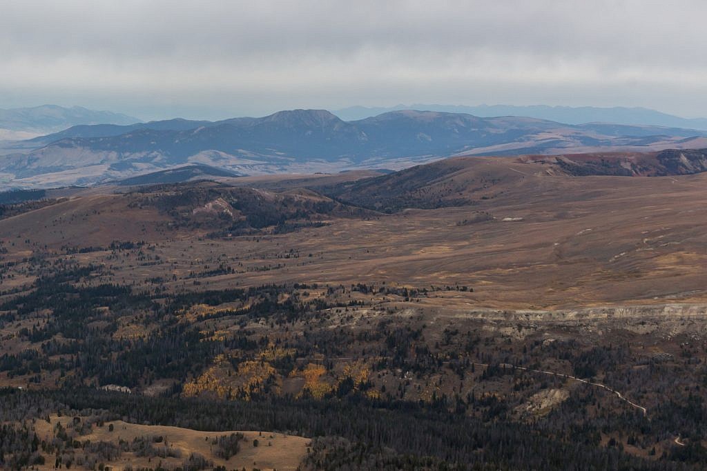 Closeup of the Greenhorn Range. Sheep Mountain (9,697′) is the highpoint.