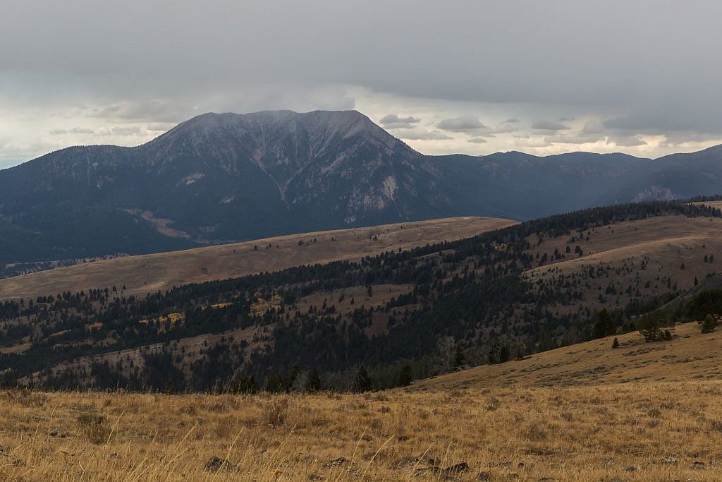 Closeup of Sheep Mountain of the Greenhorn Range.