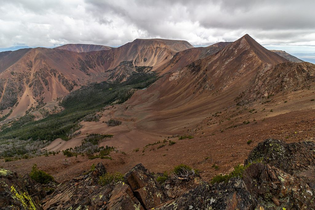 View of the Highlands from near the summit of Red Mountain. Table Mountain in the center and Monument Peak on the right.