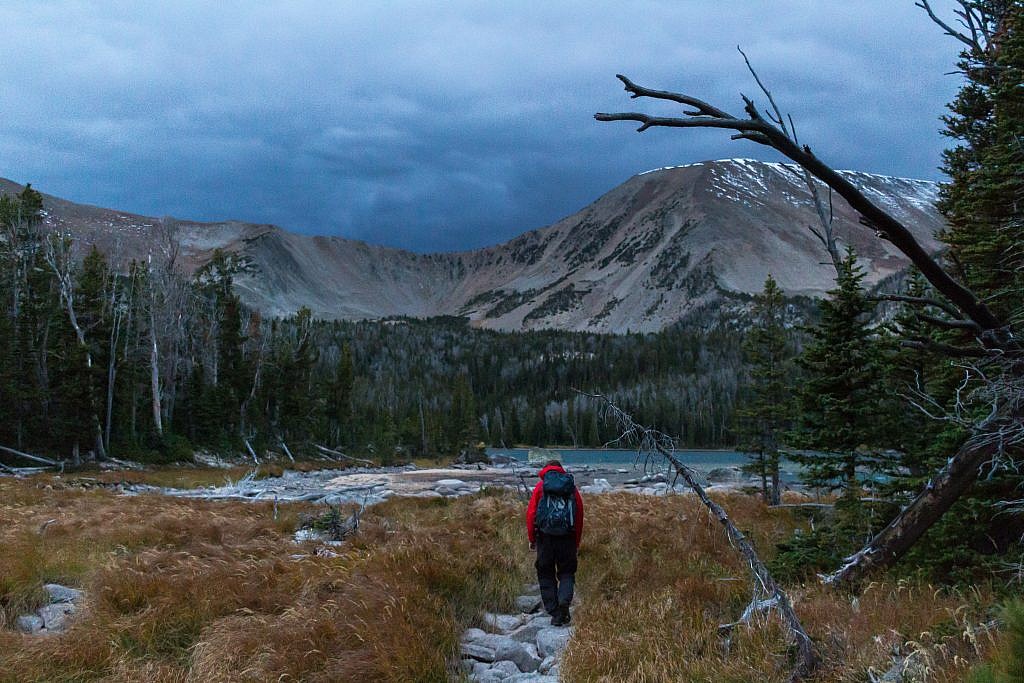 Returning back to our campsite on Hollowtop Lake after our unsuccesful attempt of Hollowtop Mountain in 2016.