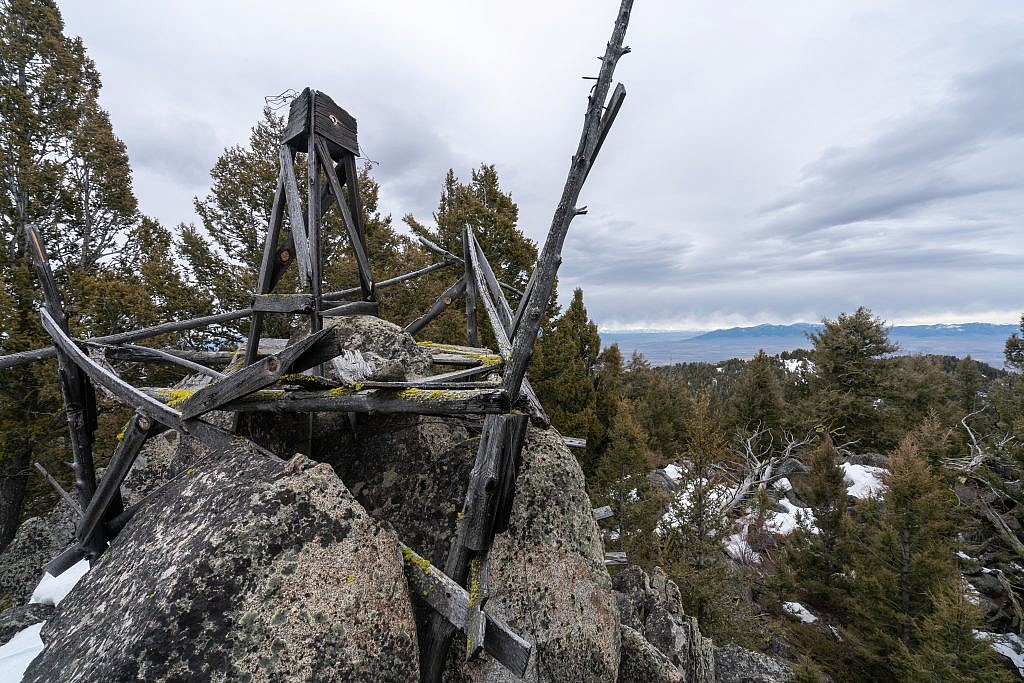 Looking south from the summit. The views are limited but the old wooden structure at the top is kind of cool.