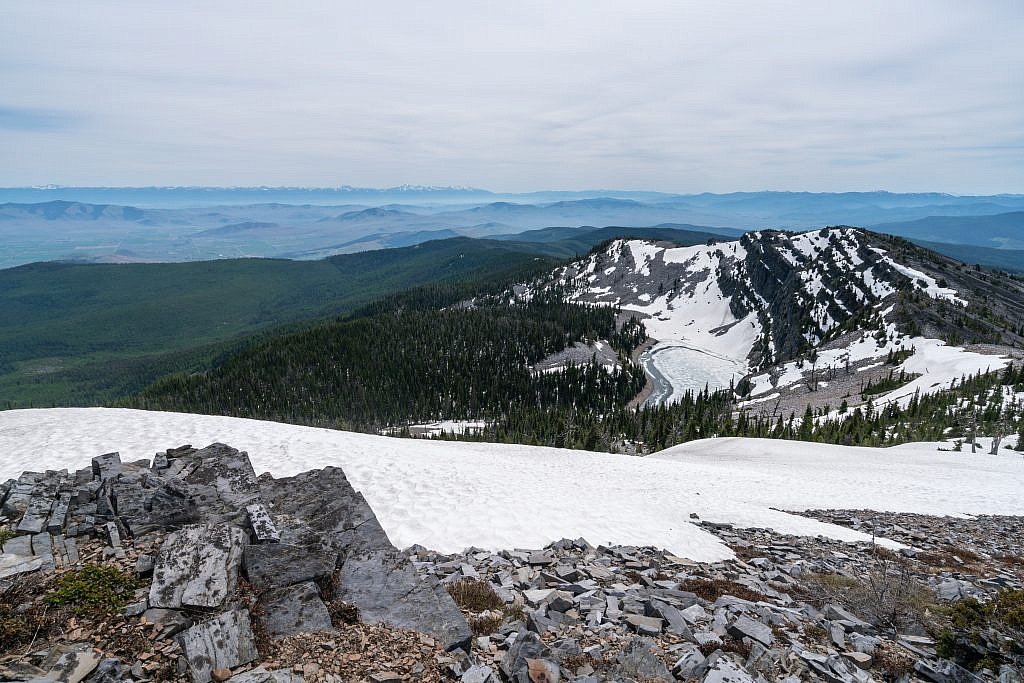 Looking south from the summit. Baldy Lake in the foreground. The trail continues down to the lake which looks like a nice early-season backpacking destination.